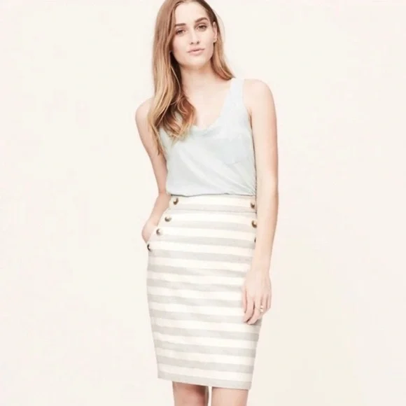 🎉 FINAL PRICE 🎉 LOFT Gray & White Striped Pencil Skirt - Picture 4 of 7